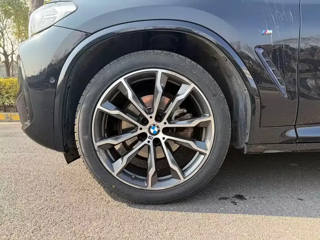 BMW X4 — фото 4