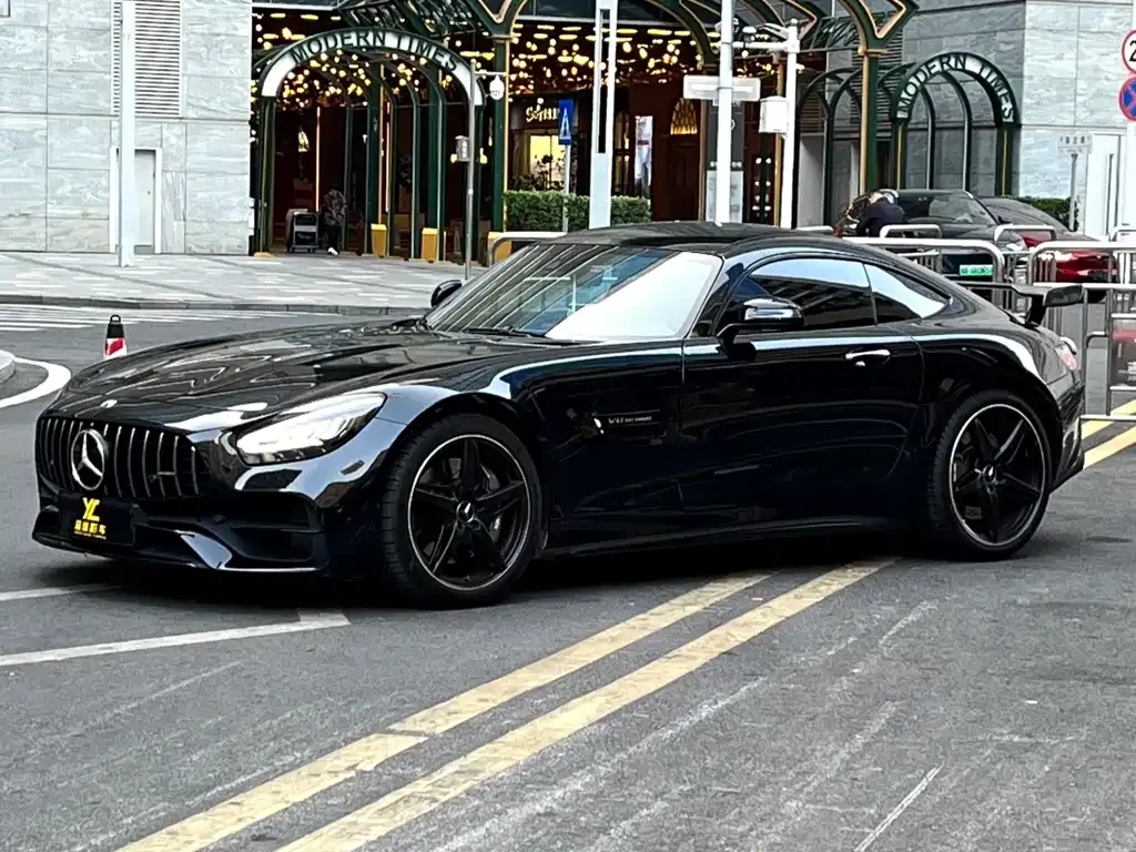 Mercedes-Benz AMG GT — фото 7
