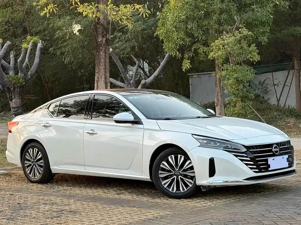 Nissan Teana — фото 10