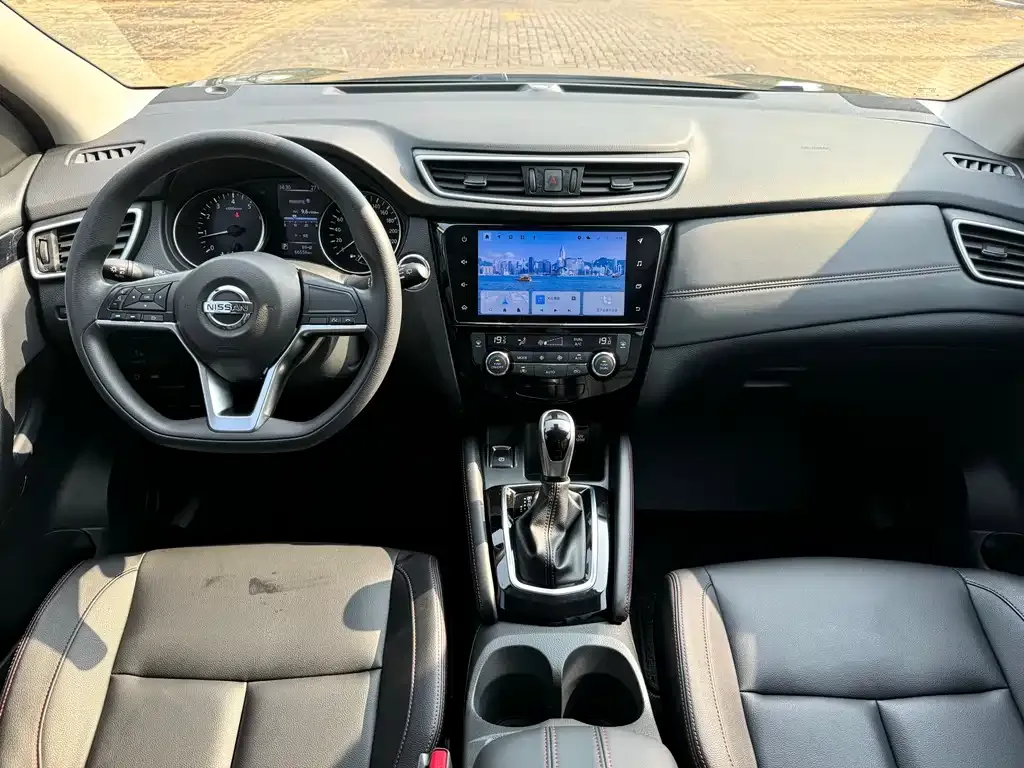 Nissan Qashqai — фото 10