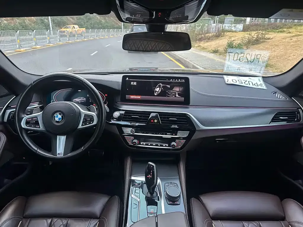 BMW 5 Series (Import) — фото 10