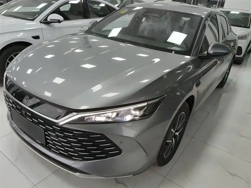 BYD Qin L — фото 6
