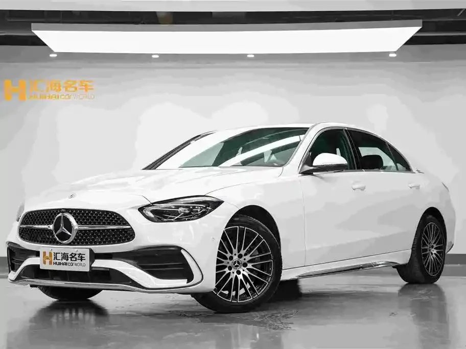 Mercedes-Benz C-Class — фото 1