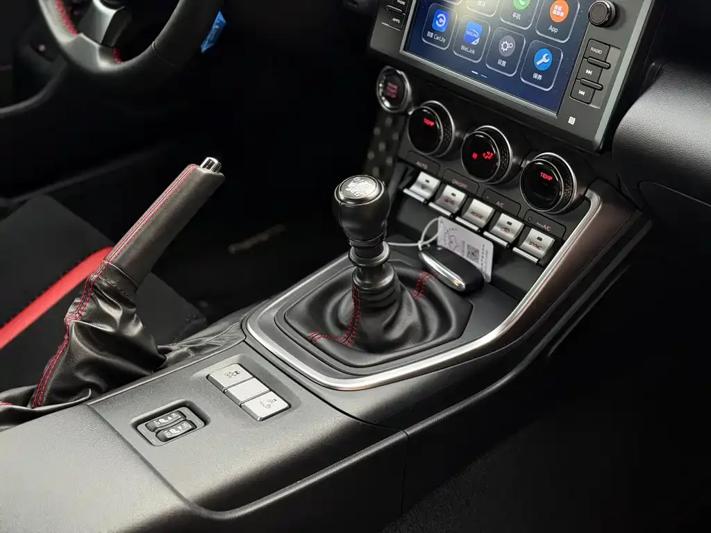 Subaru BRZ — фото 2