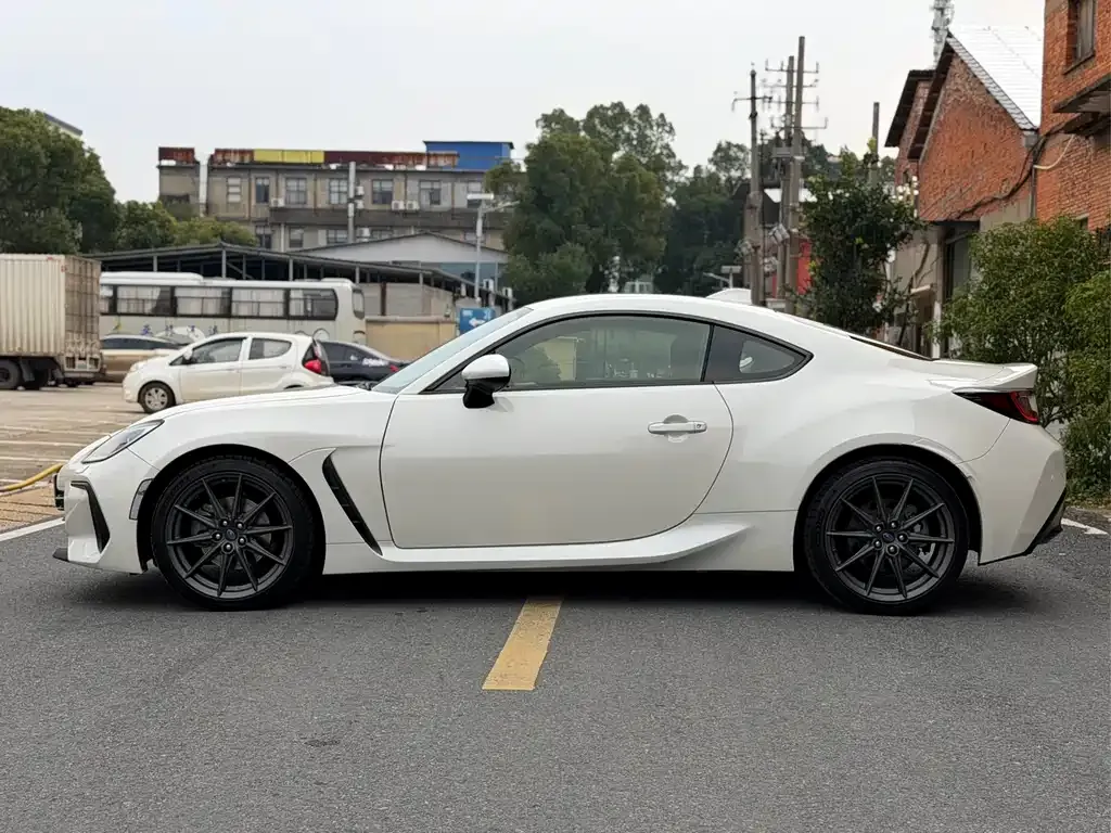 Subaru BRZ — фото 5