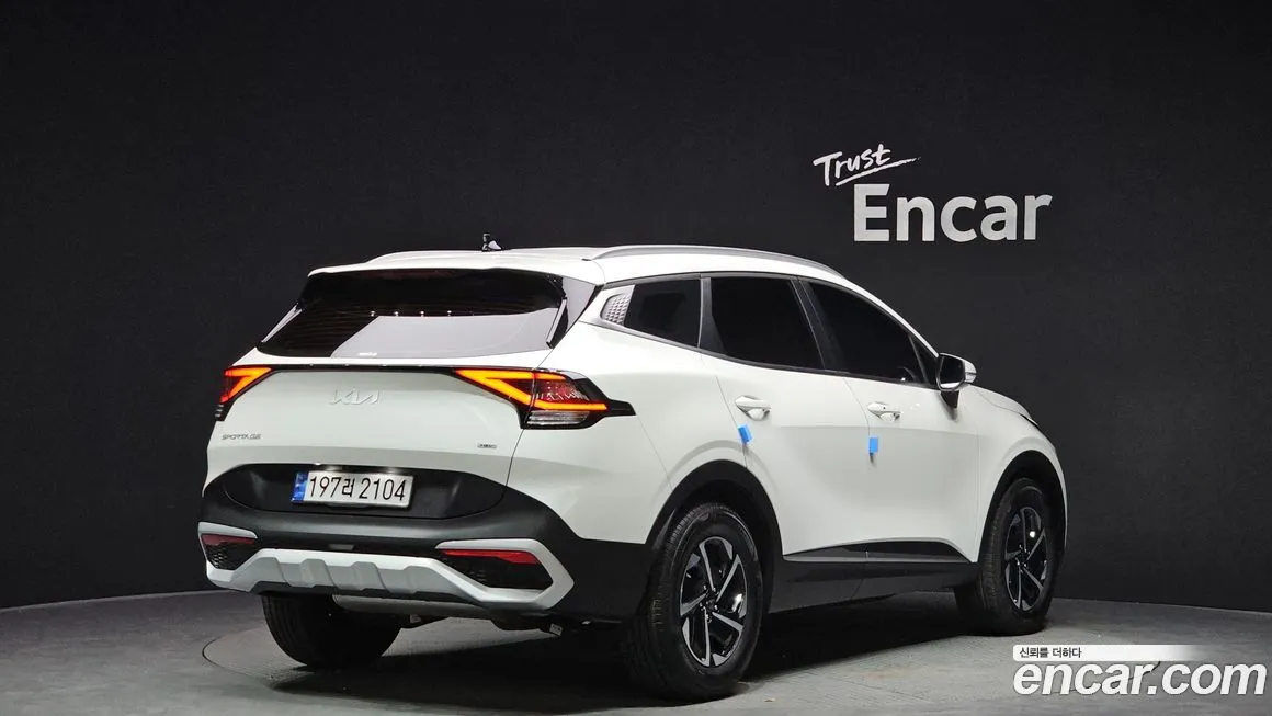 Kia Sportage — фото 7