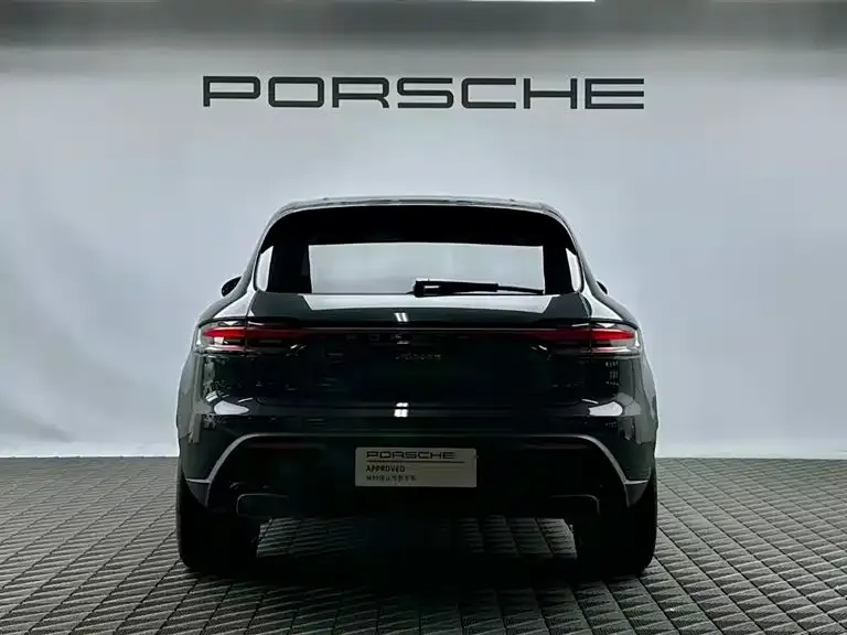 Porsche Macan — фото 8