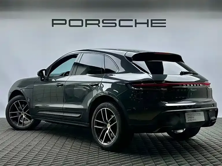 Porsche Macan — фото 5