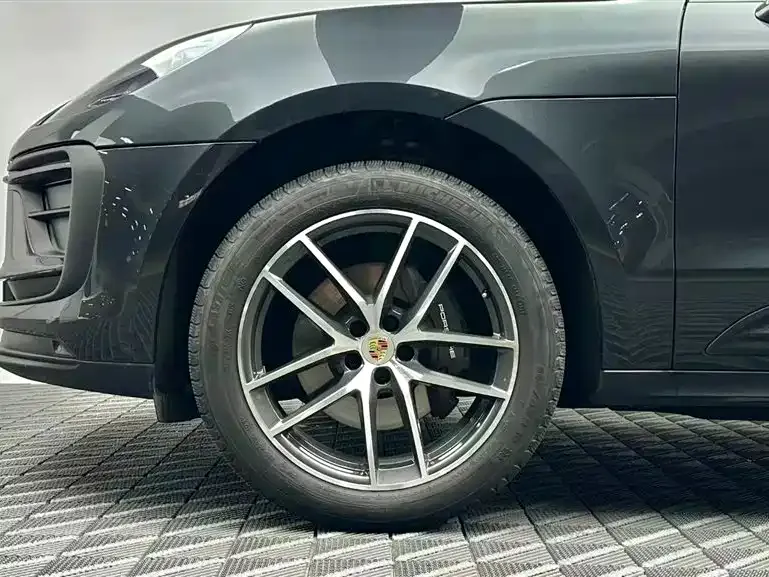 Porsche Macan — фото 6