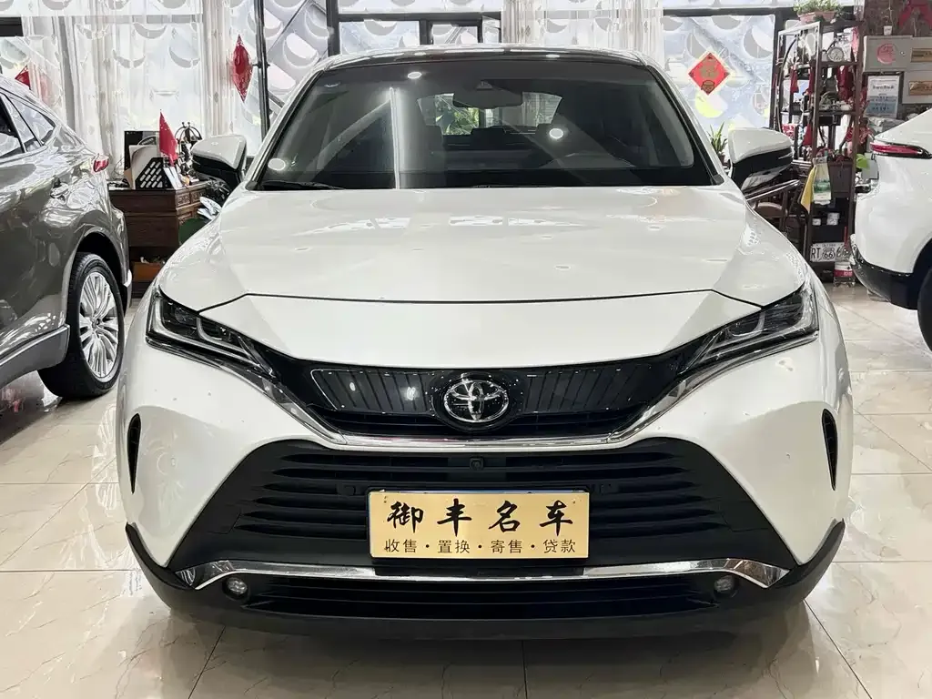 Toyota Harrier — фото 8