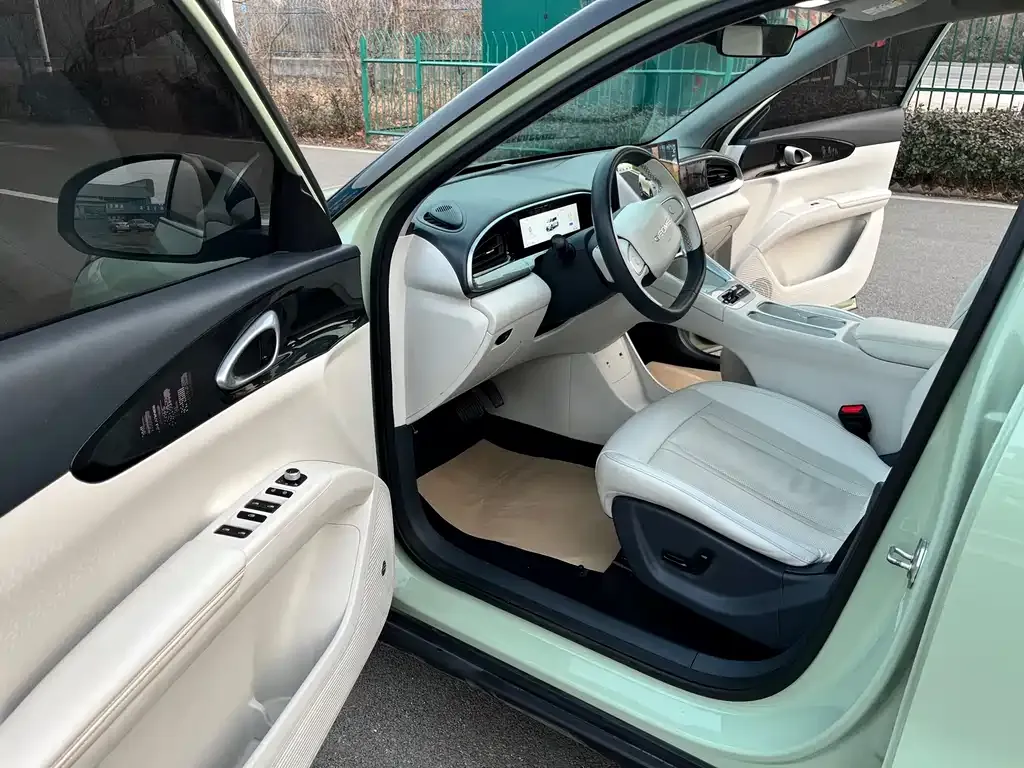 Geely Starburst — фото 2