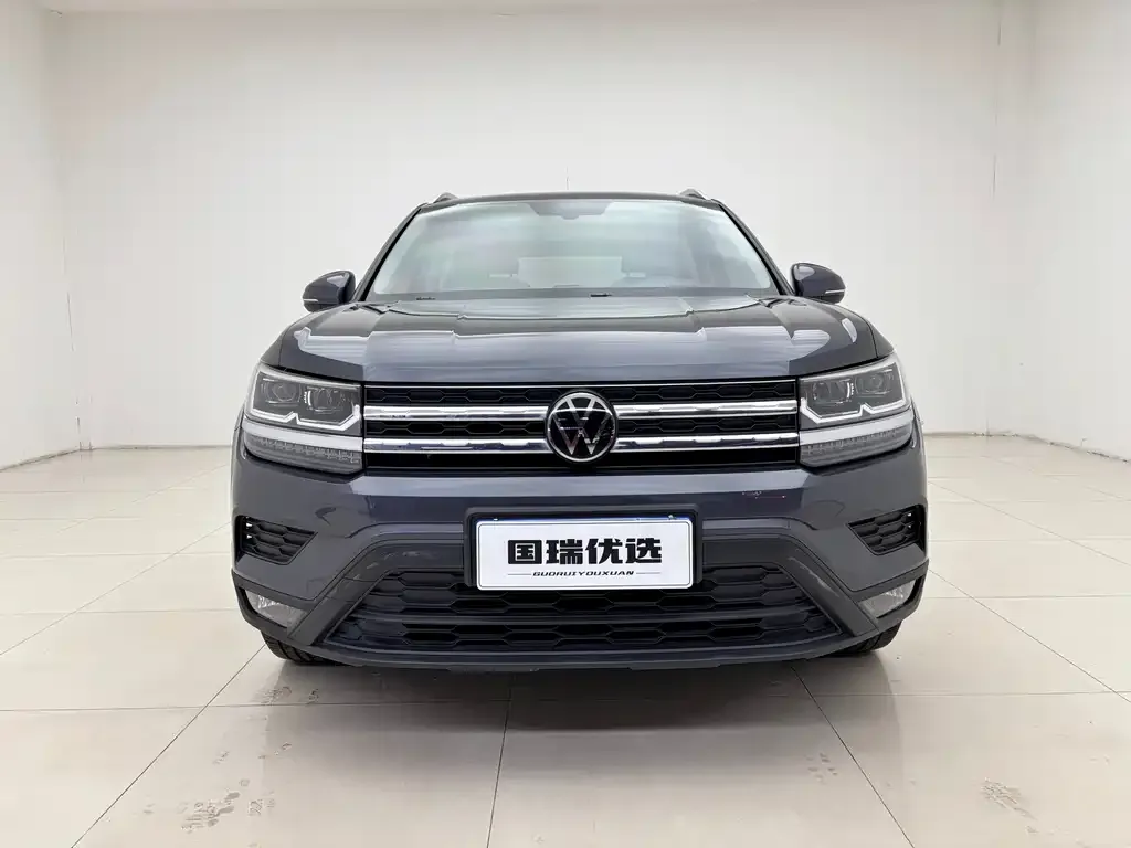 Volkswagen Tharu — фото 3