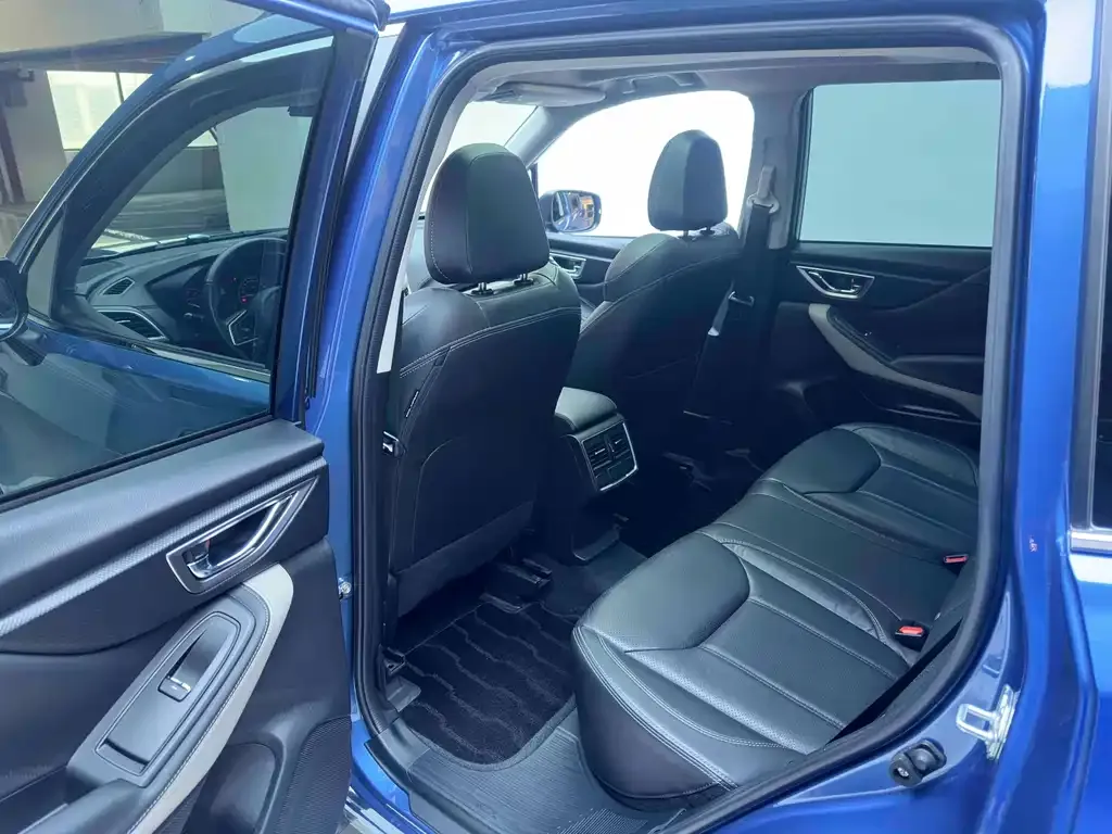 Subaru Forester — фото 3
