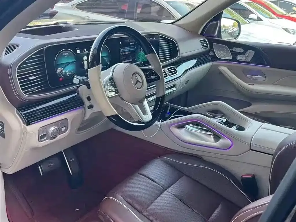 Mercedes-Benz GLS — фото 3