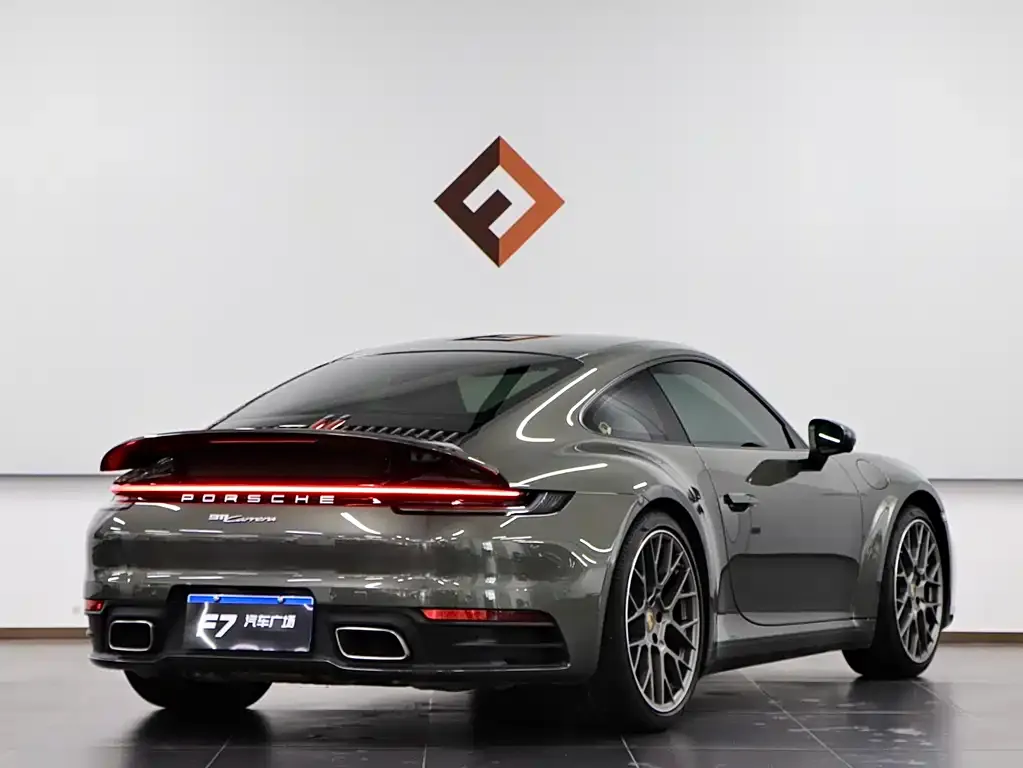 Porsche 911 — фото 2