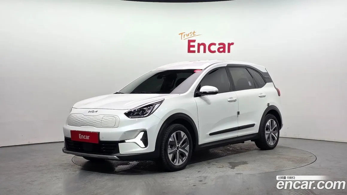 Kia Niro — фото 1