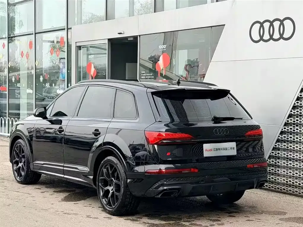 Audi Q7 — фото 8