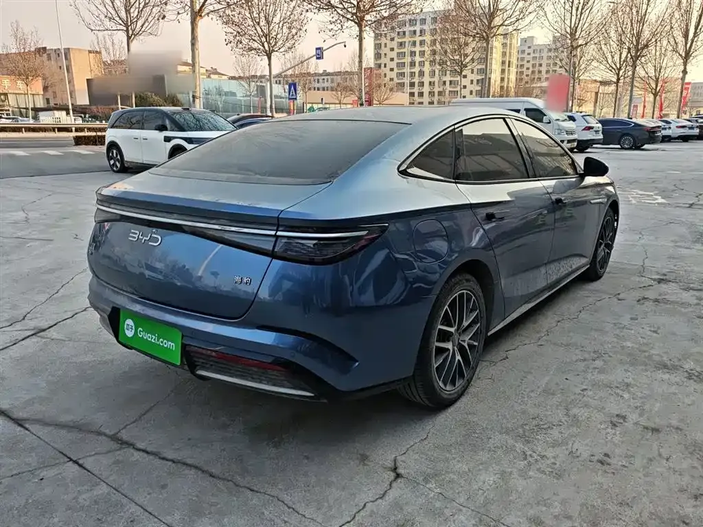 BYD Seal — фото 9