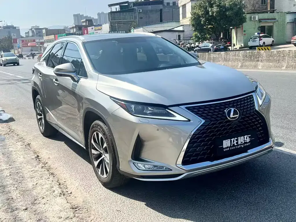 Lexus RX — фото 8