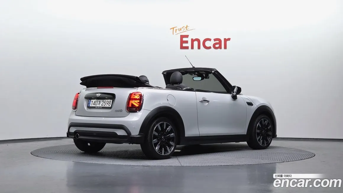 Mini Cooper Convertible — фото 7