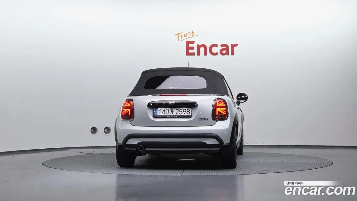 Mini Cooper Convertible — фото 4