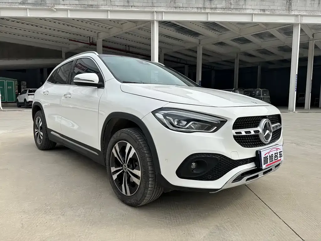 Mercedes-Benz GLA — фото 4
