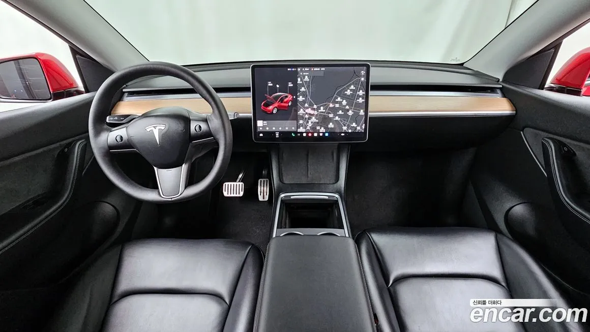 Tesla Model Y — фото 8