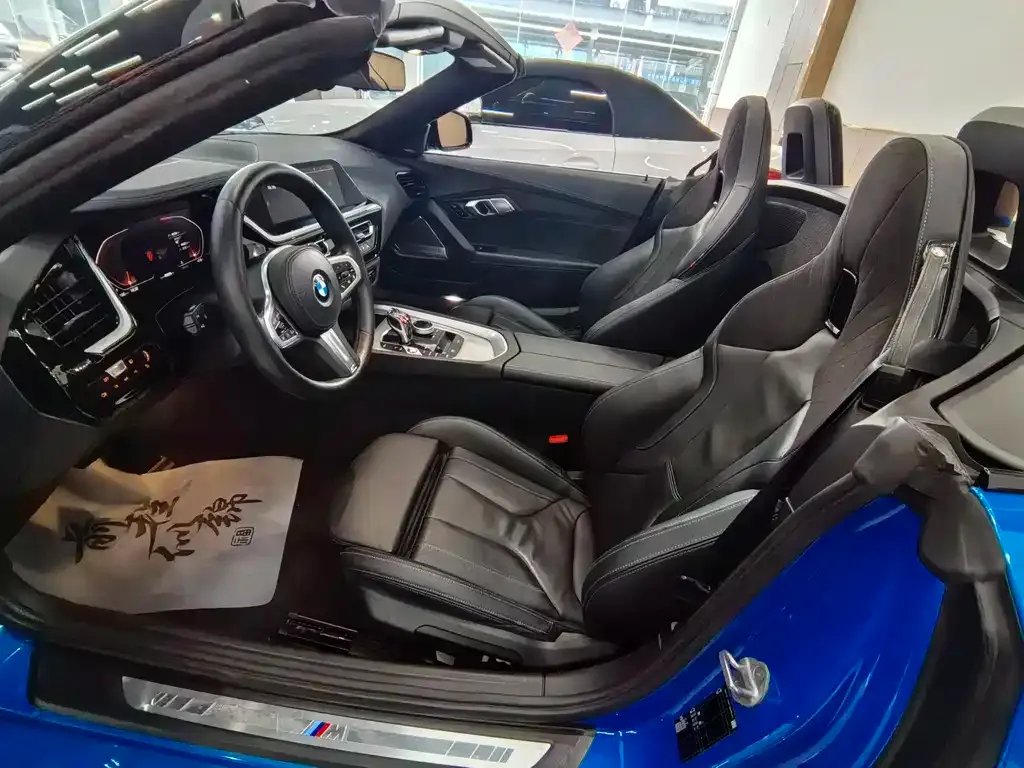 BMW Z4 — фото 9
