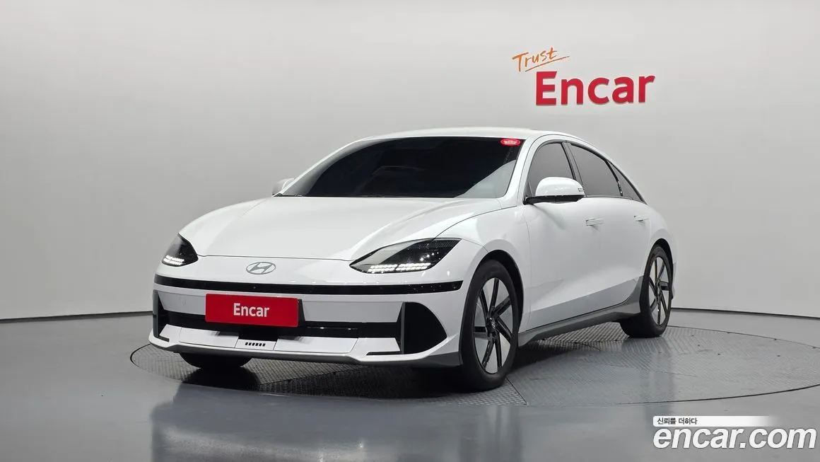 Hyundai Ioniq6 — фото 1