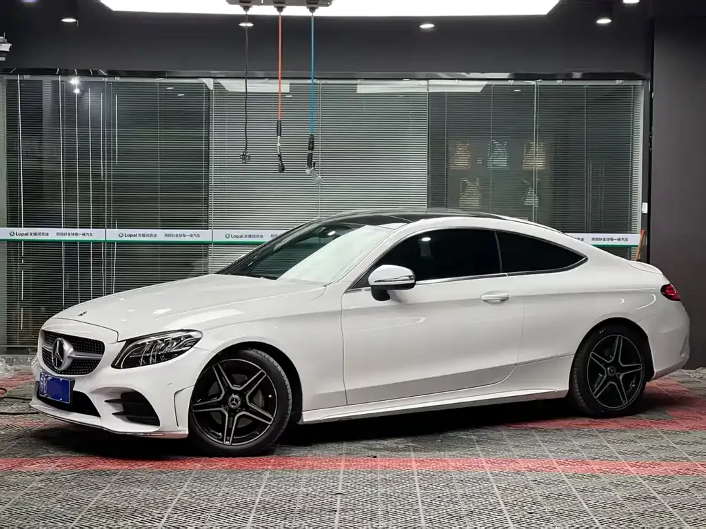 Mercedes-Benz C-Class (Import) — фото 1