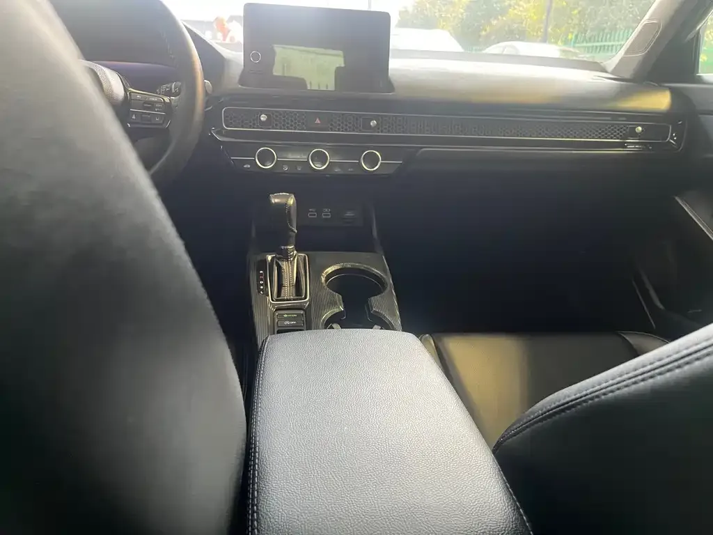 Honda Civic — фото 3