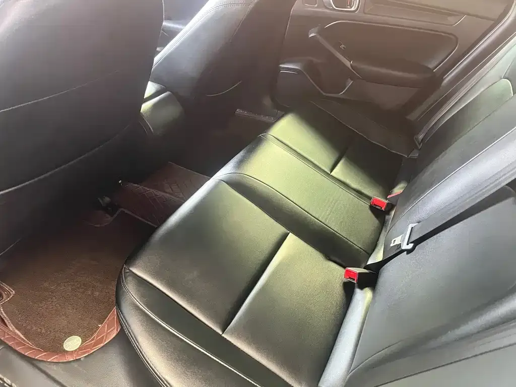 Honda Civic — фото 7