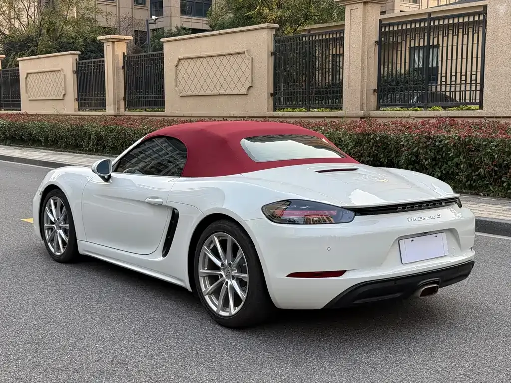 Porsche 718 — фото 5