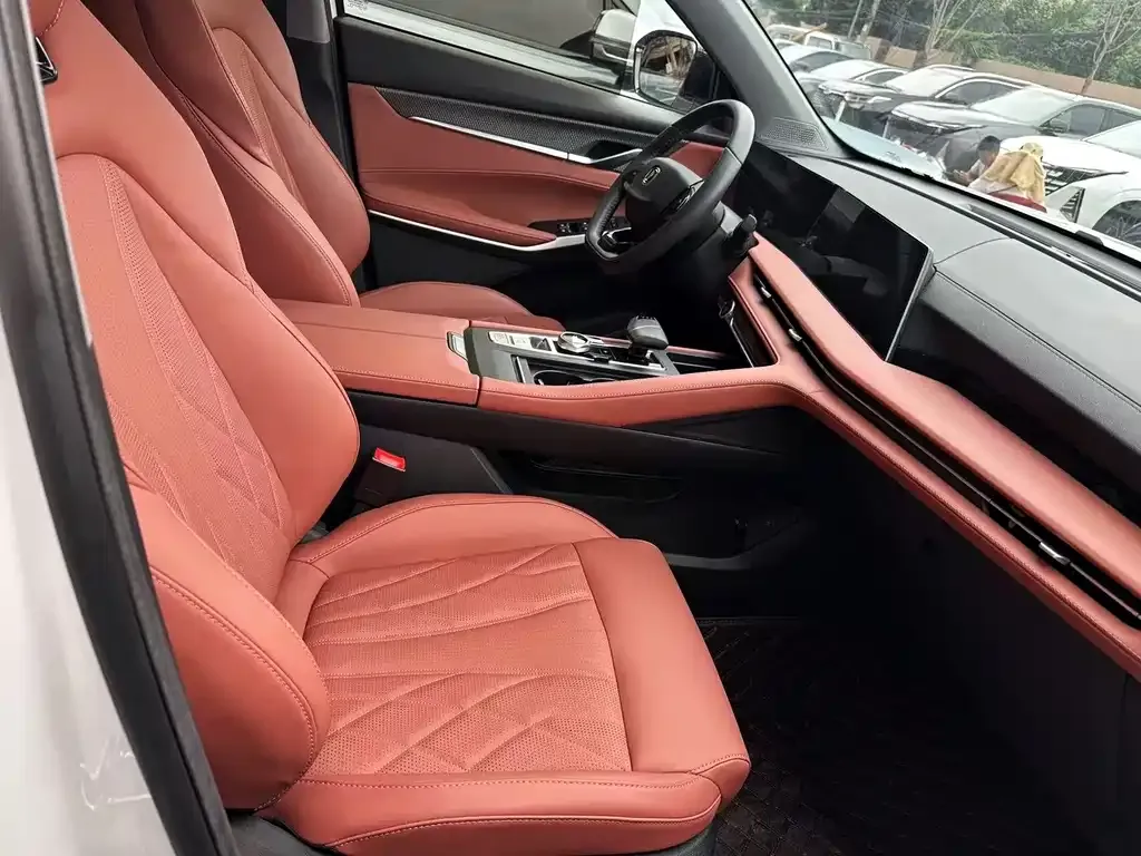 Changan CS75PLUS — фото 2