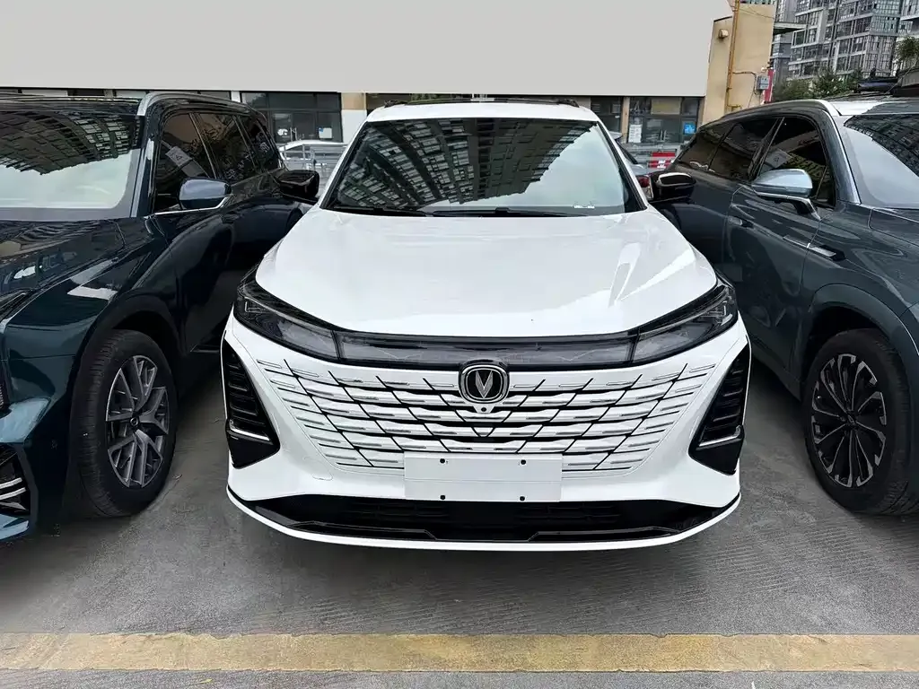 Changan CS75PLUS — фото 6
