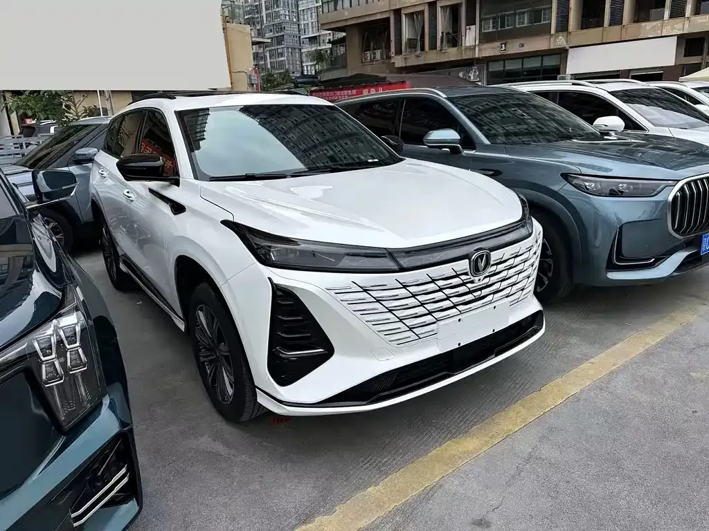 Changan CS75PLUS — фото 10