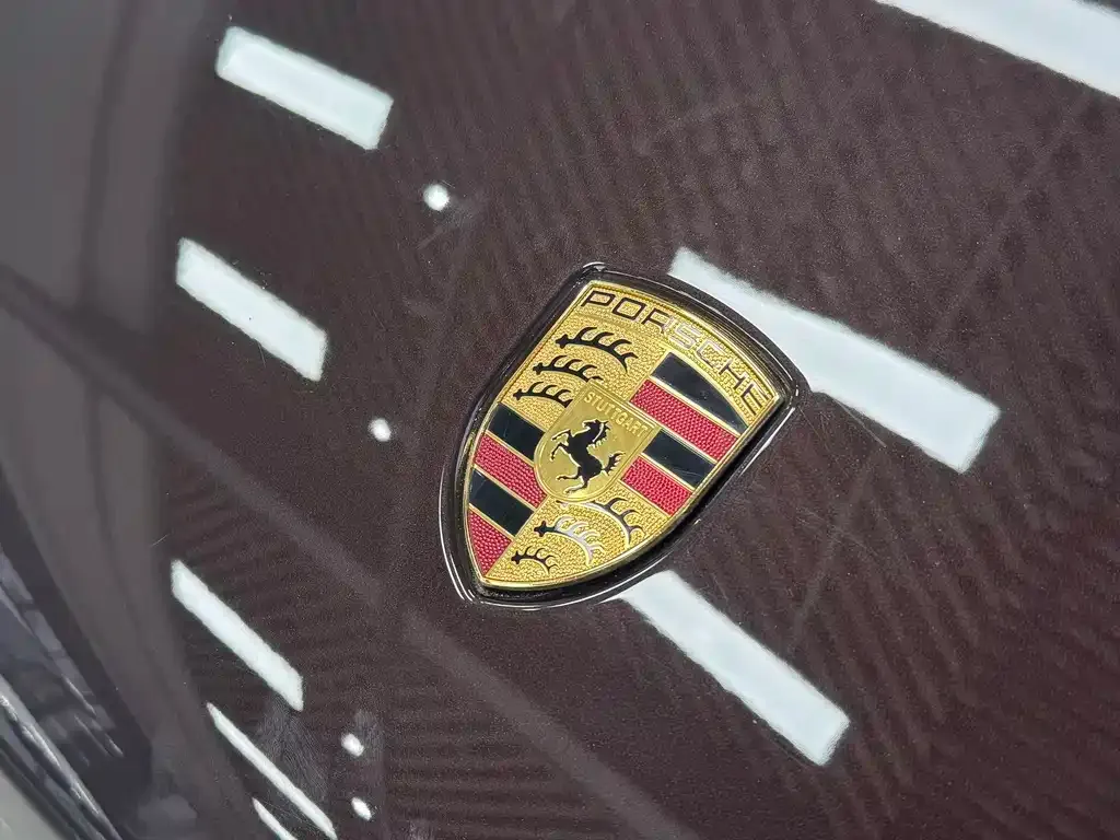 Porsche Macan — фото 9