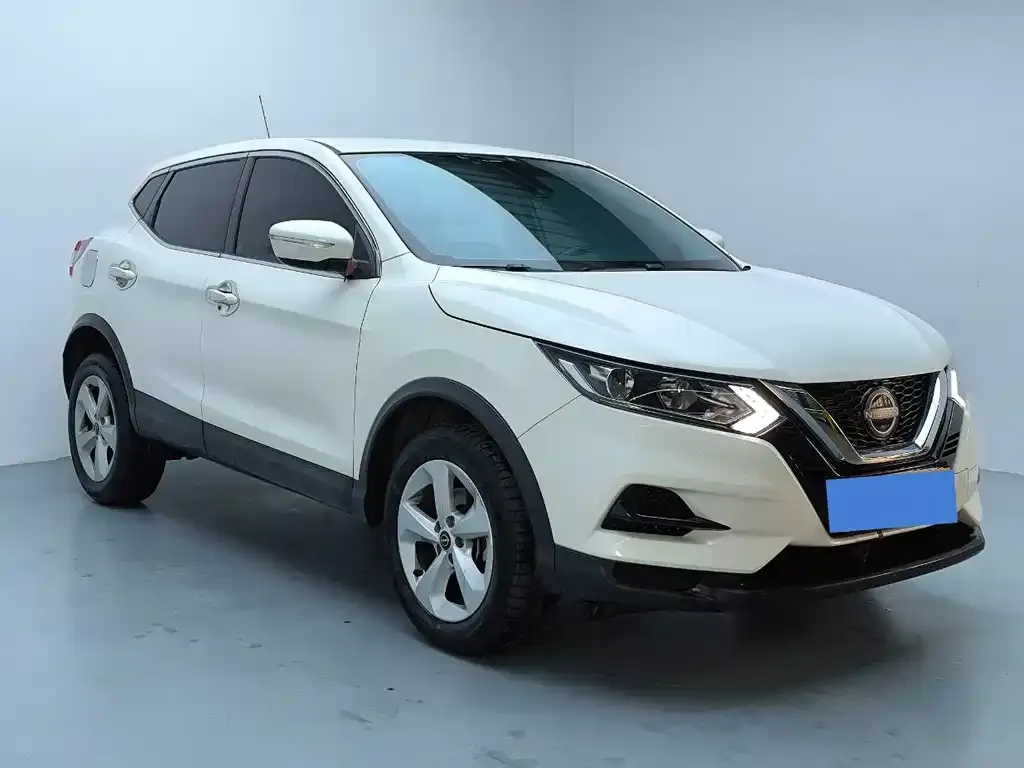 Nissan Qashqai — фото 2