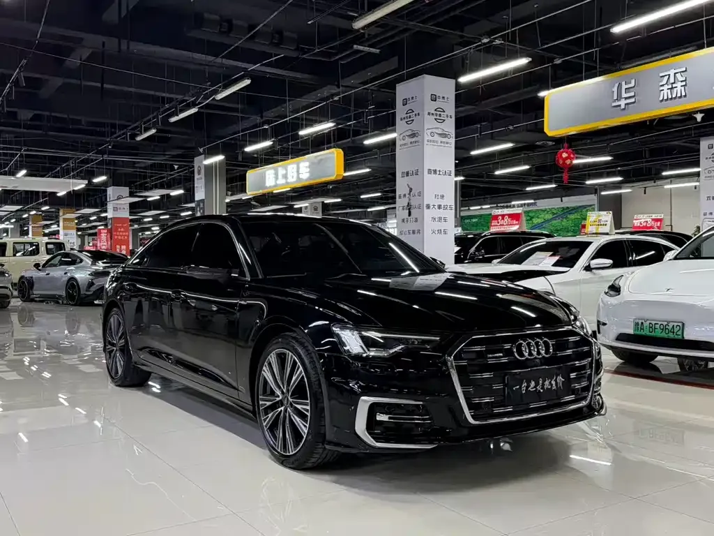 Audi A6L — фото 10