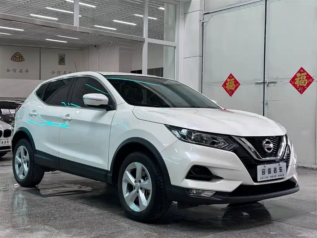 Nissan Qashqai — фото 4
