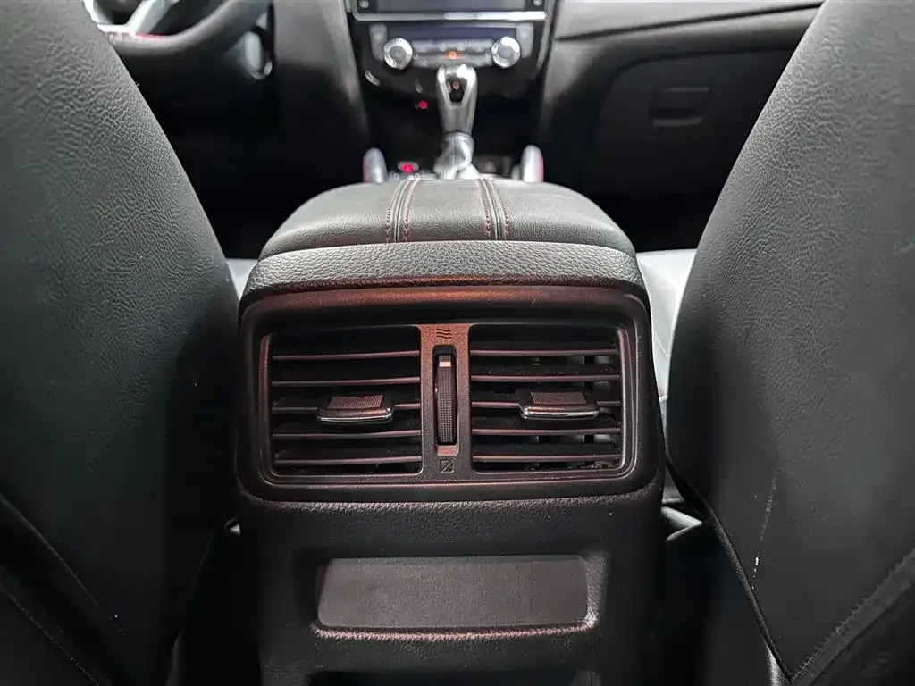 Nissan Qashqai — фото 3