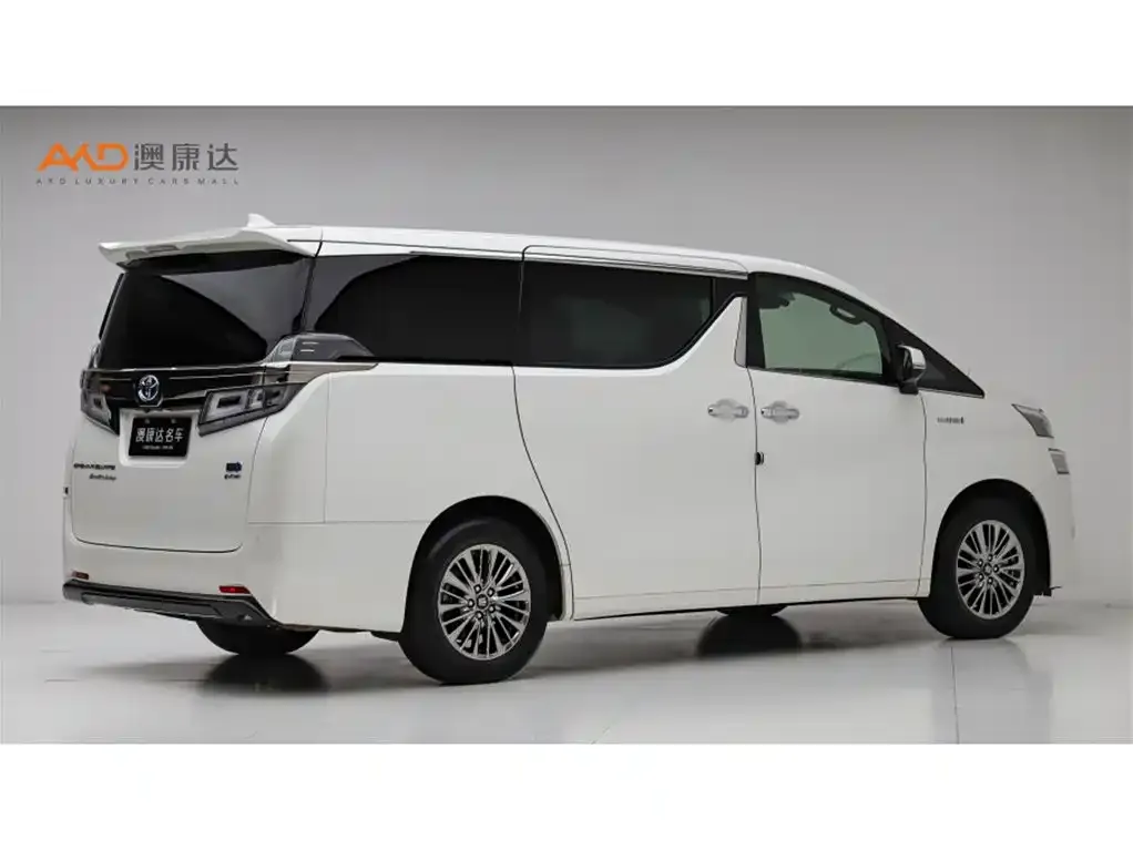 Toyota Vellfire — фото 5
