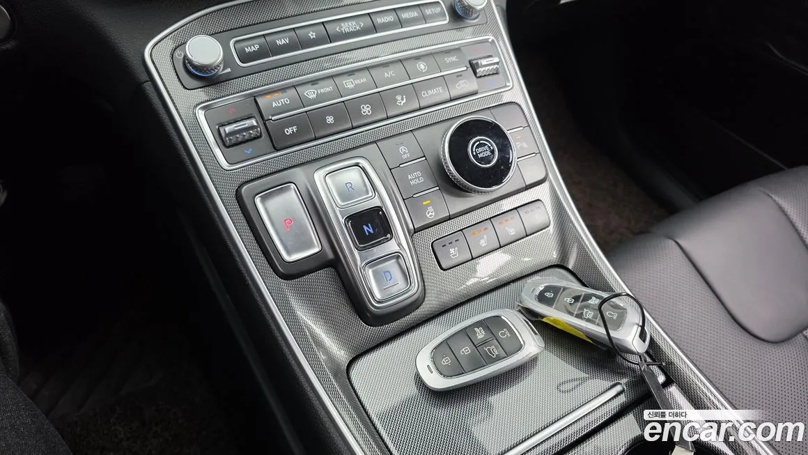 Hyundai Santafe — фото 9