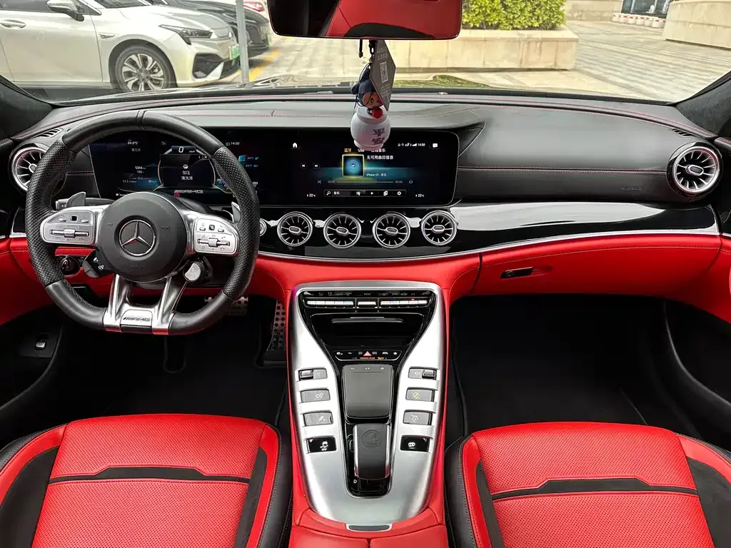 Mercedes-Benz AMG GT — фото 10