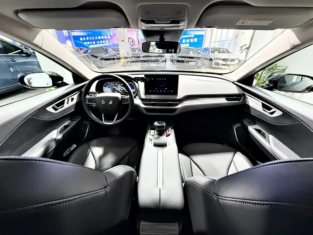 Hongqi E-QM5 — фото 3