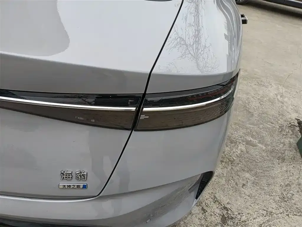 BYD Seal — фото 7