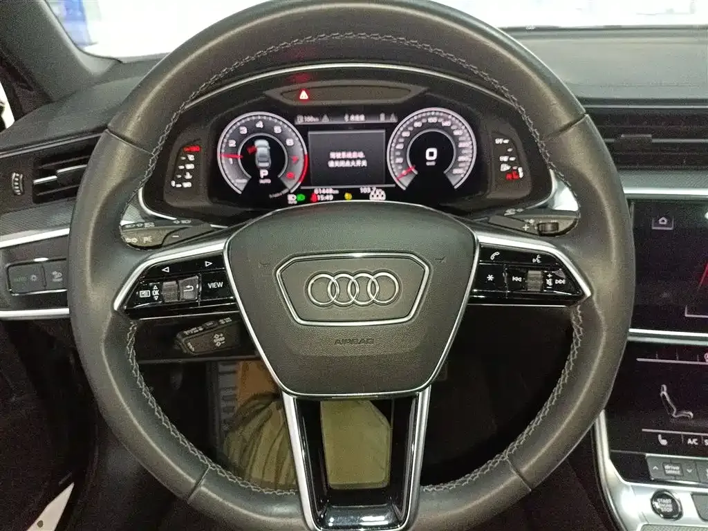 Audi A6L — фото 5