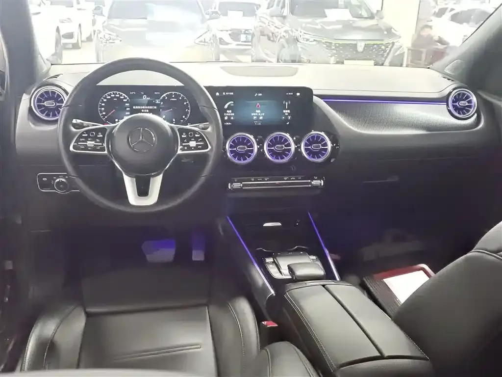 Mercedes-Benz GLA — фото 4