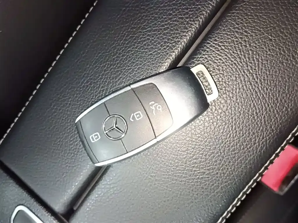 Mercedes-Benz GLA — фото 6