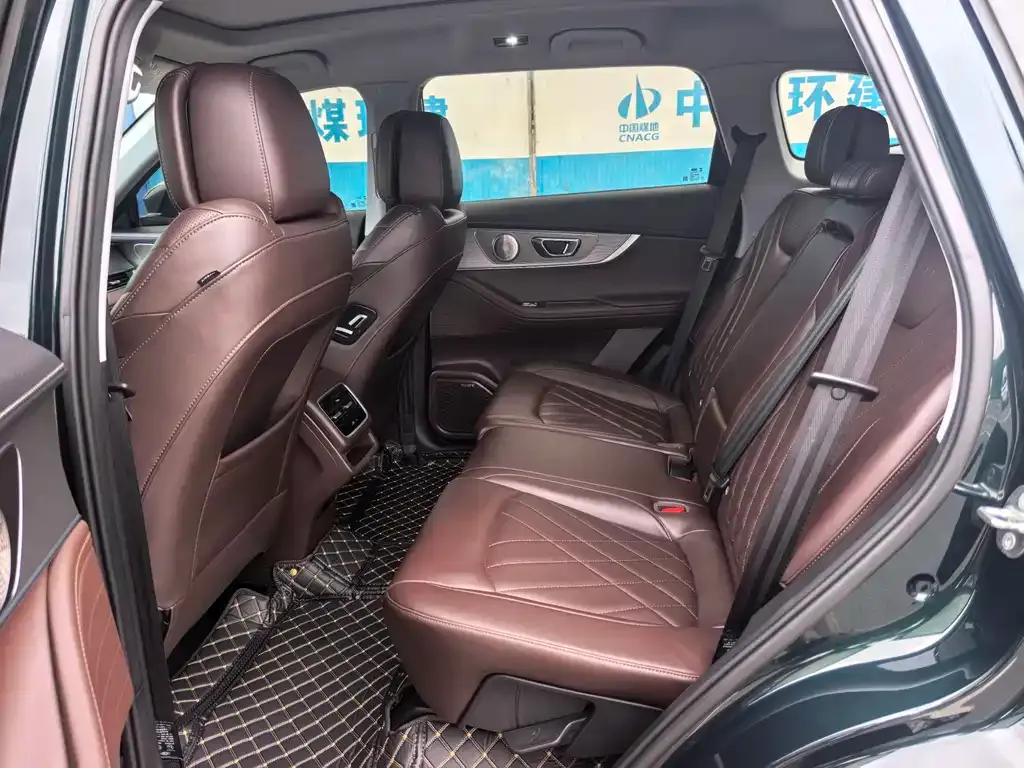 Chery Tiggo 8 PRO NEV — фото 10